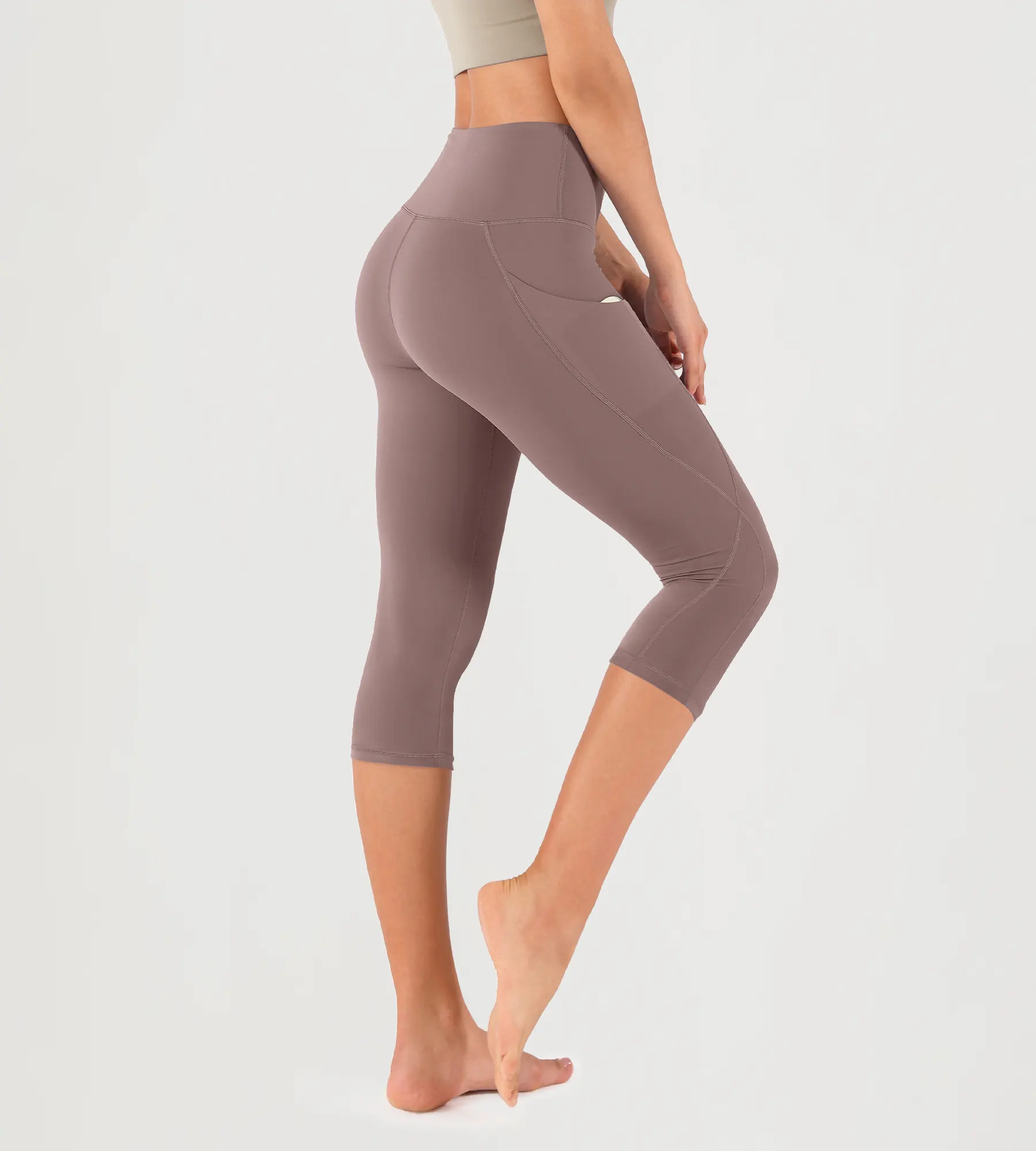 19" High Waist Yoga Capris with Pockets - Image 47