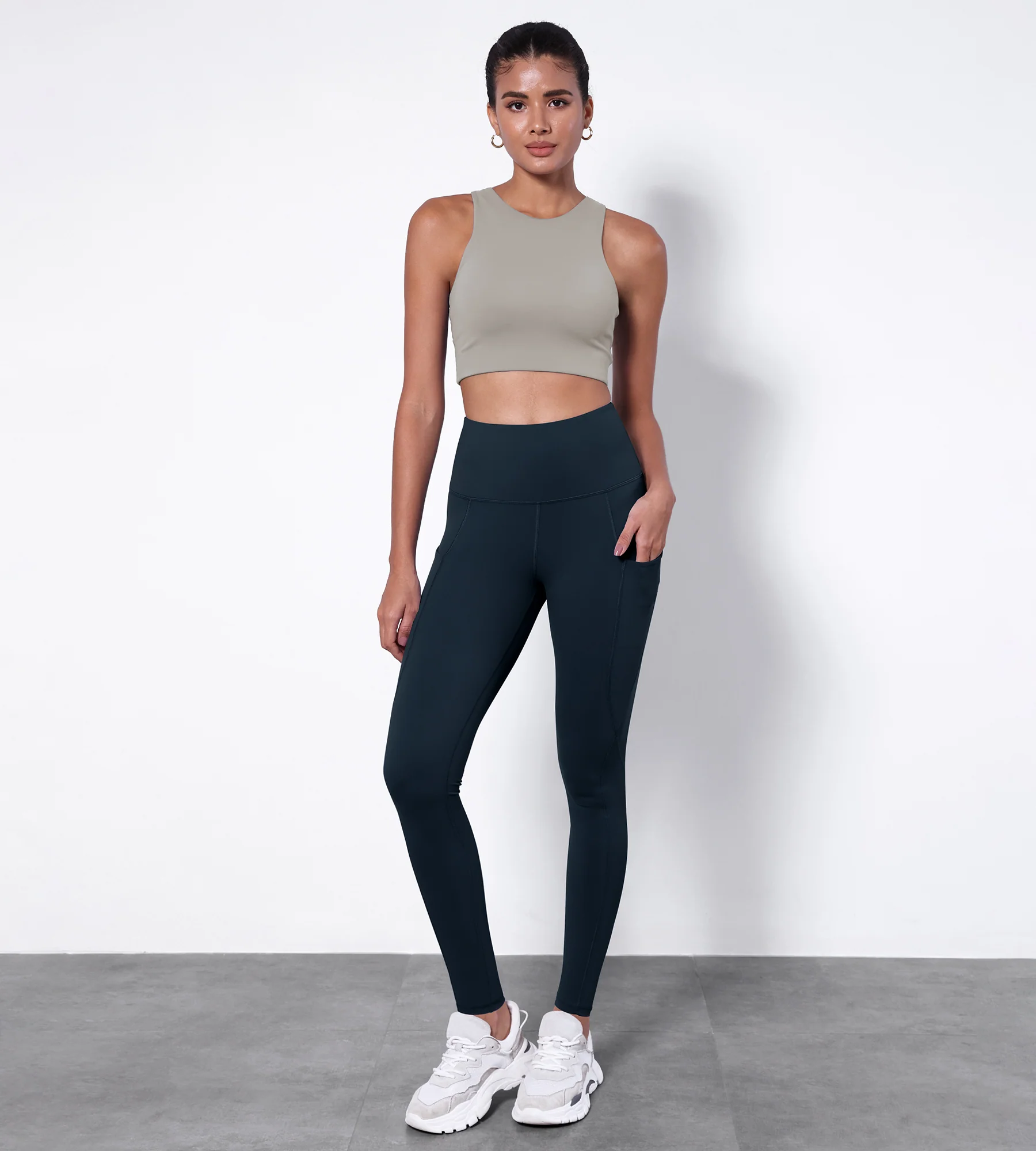 28" High Waisted Yoga Leggings with Pockets - Image 18