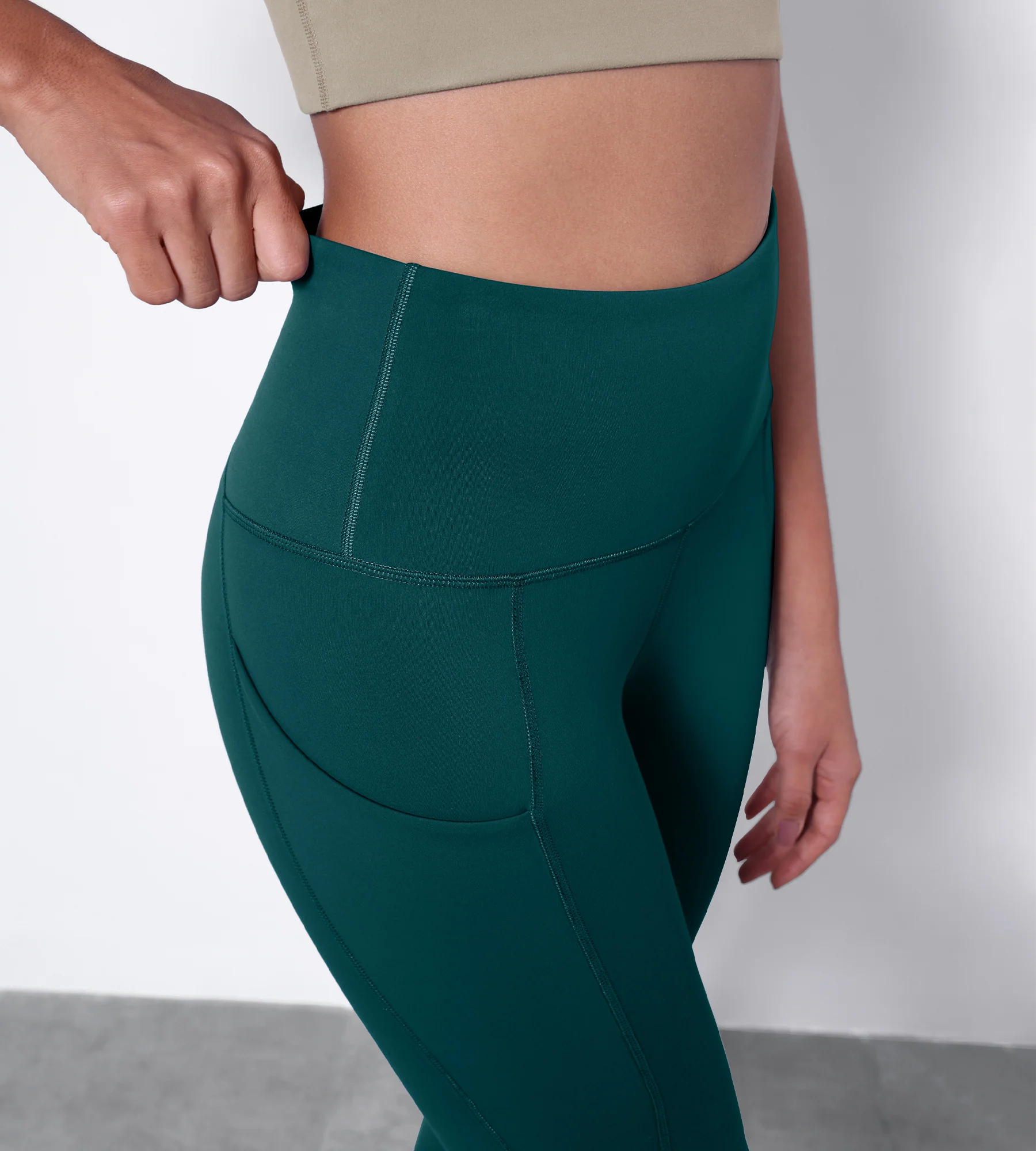 28" High Waisted Yoga Leggings with Pockets - Image 33