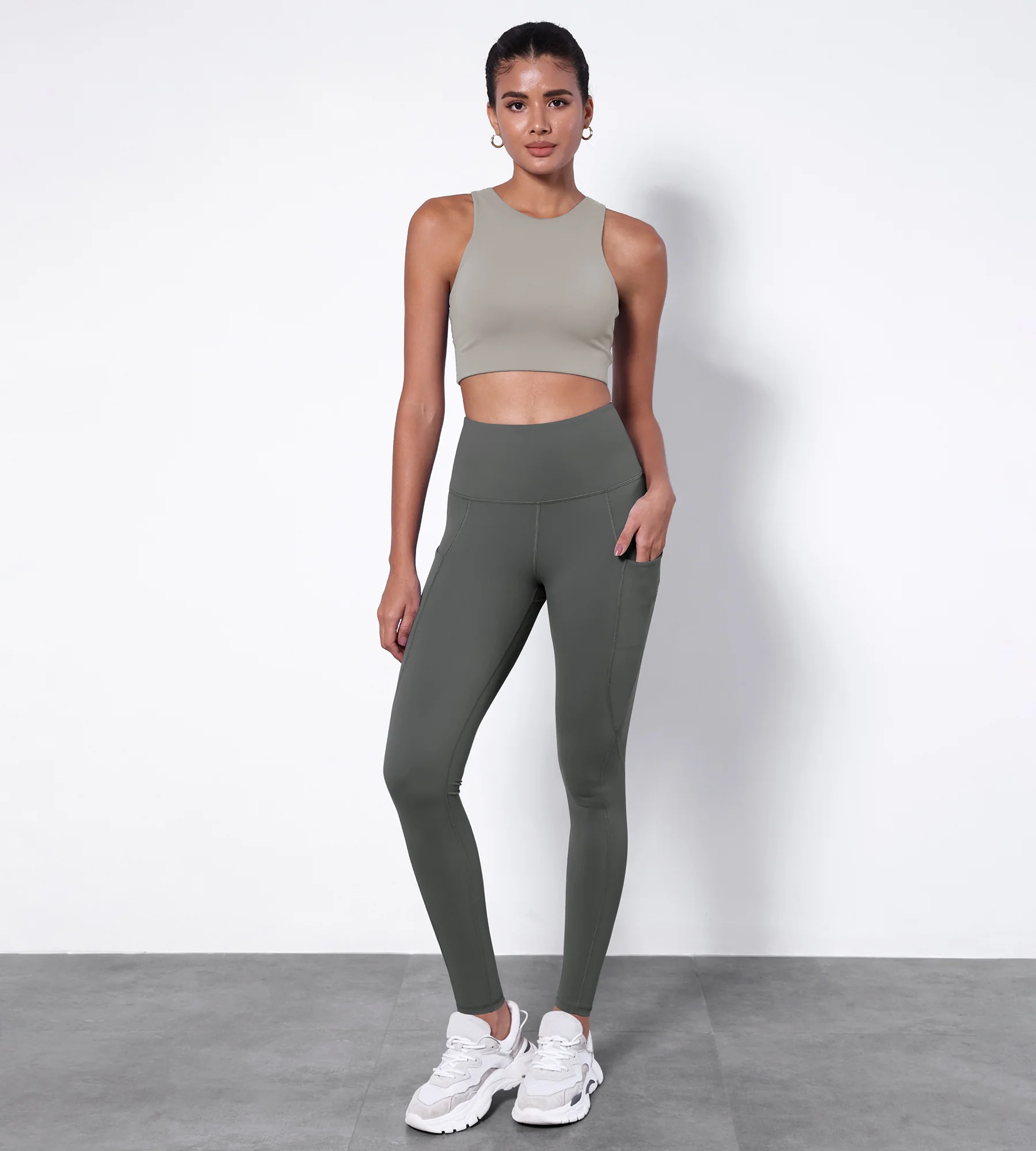 28" High Waisted Yoga Leggings with Pockets - Image 4