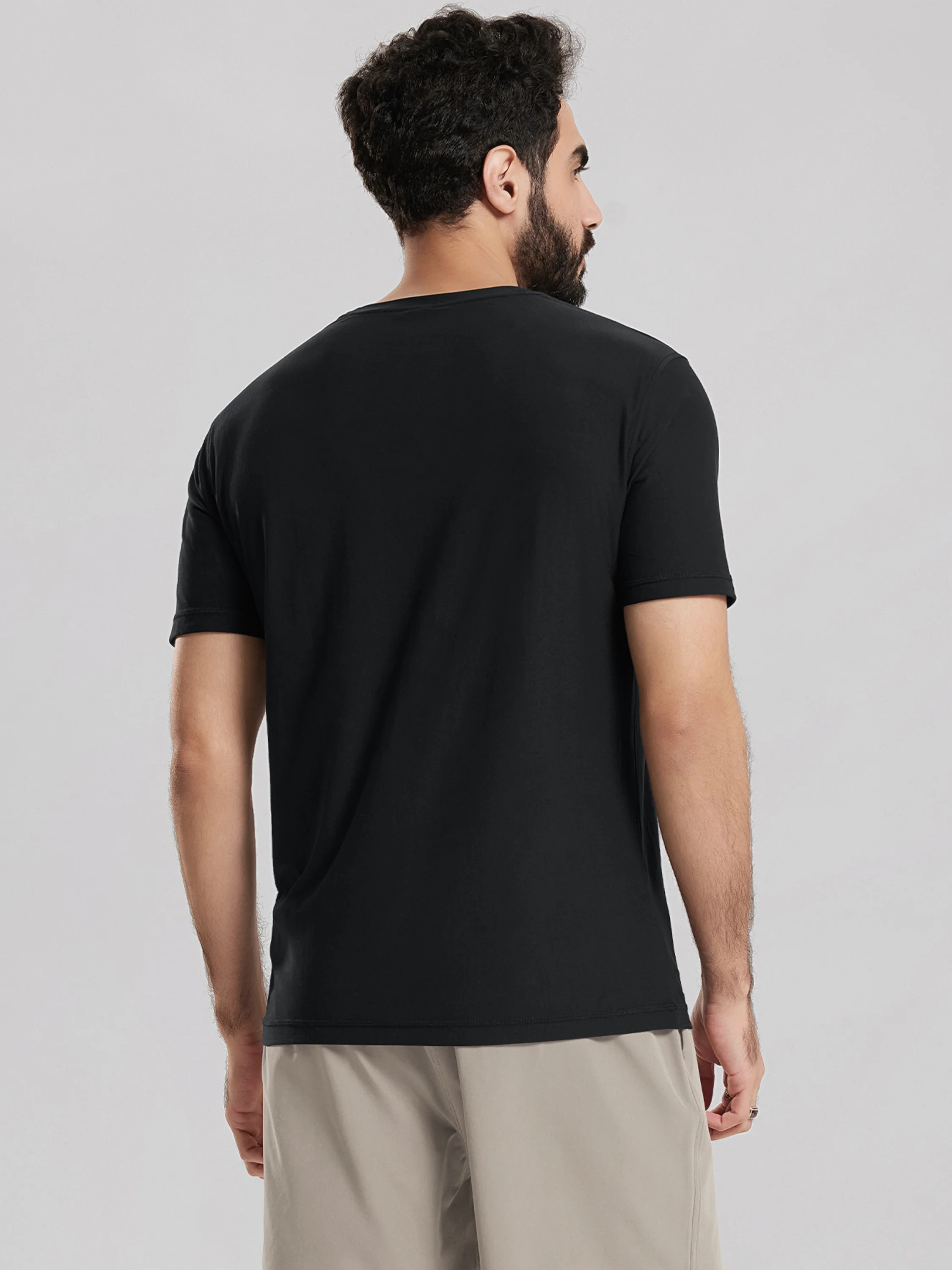 odSTRATUM Men's Performance T-Shirt - Image 10