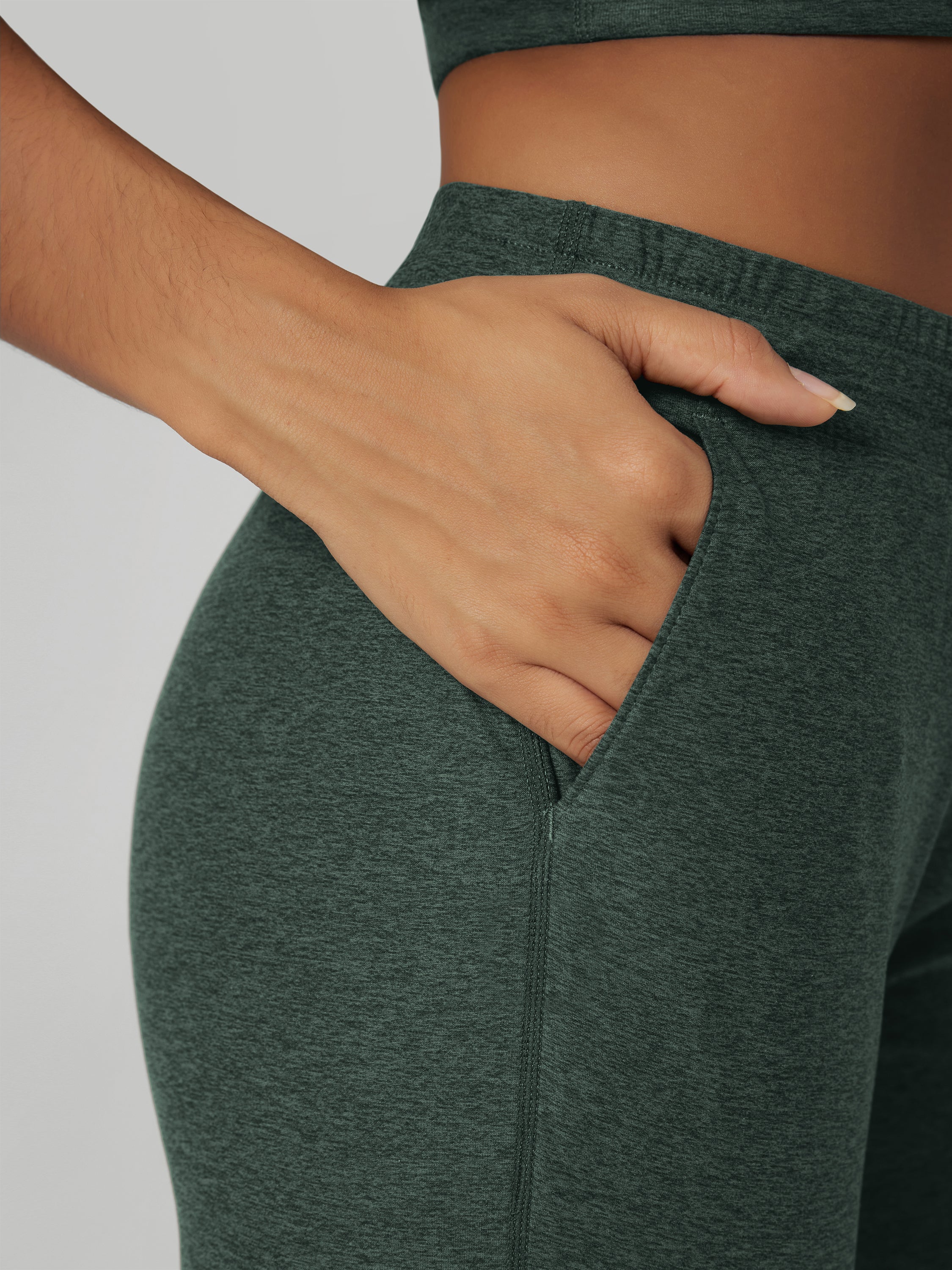 odSTRATUM 25" Performance Joggers Pants with Pockets - Image 4