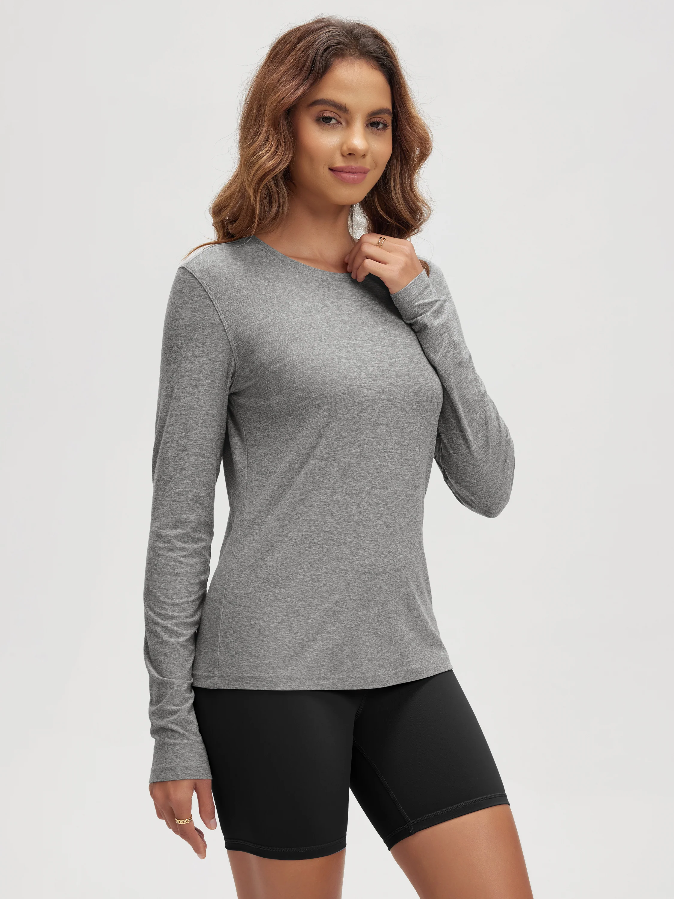 odSTRATUM Women's Breathable Crew Neck Long Sleeve - Image 27