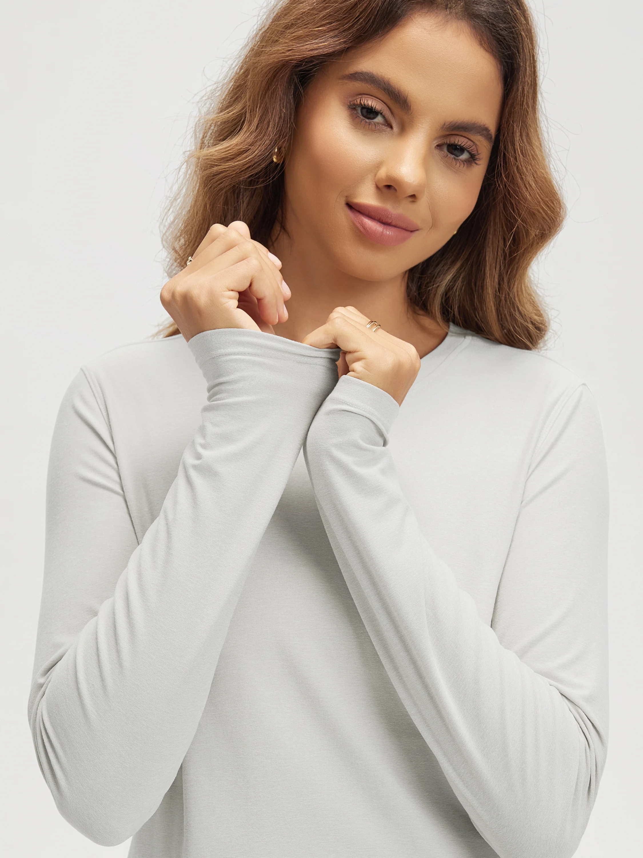 odSTRATUM Women's Breathable Crew Neck Long Sleeve - Image 55