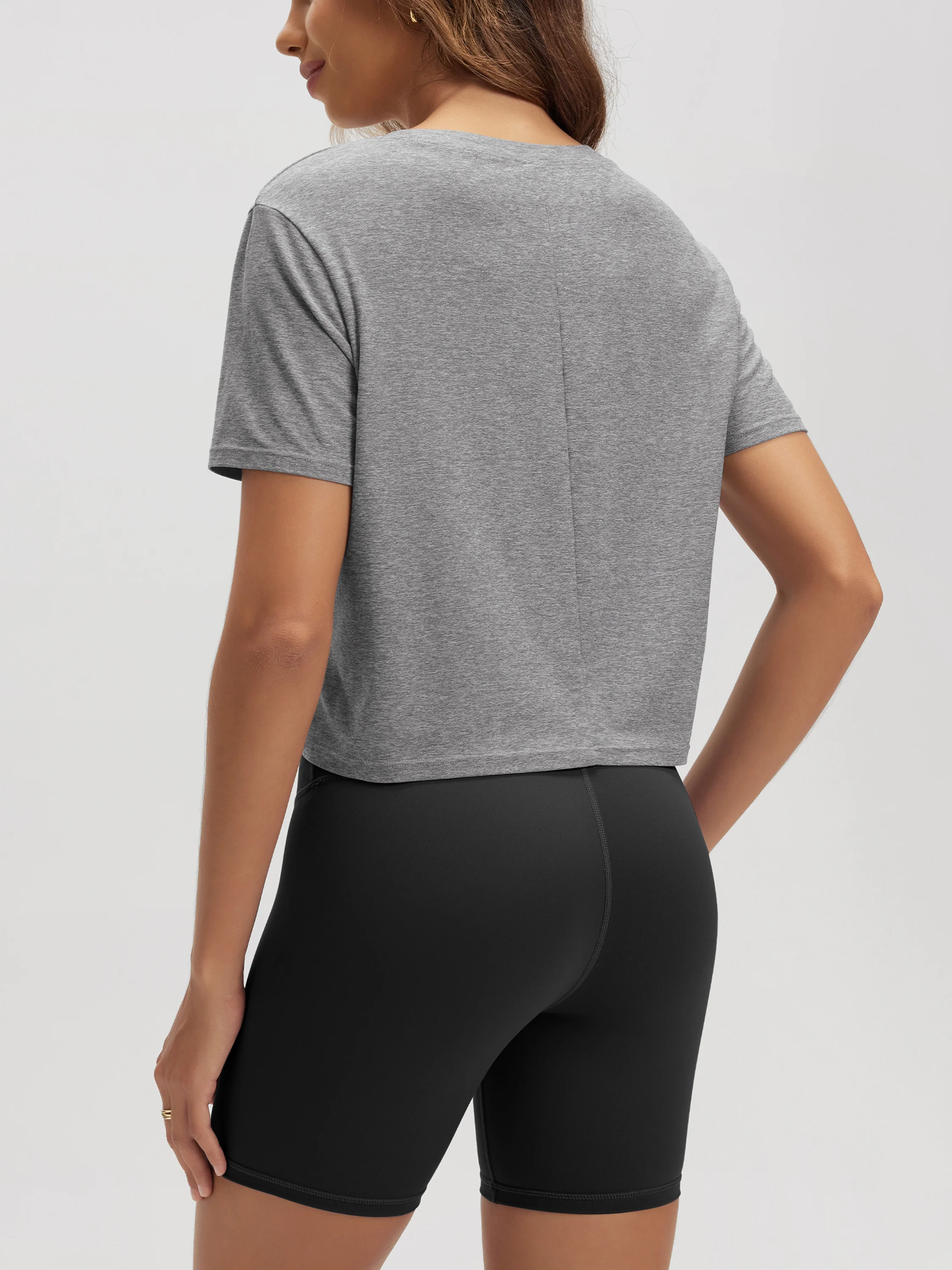 odSTRATUM Women's Performance Cropped Tee - Image 38