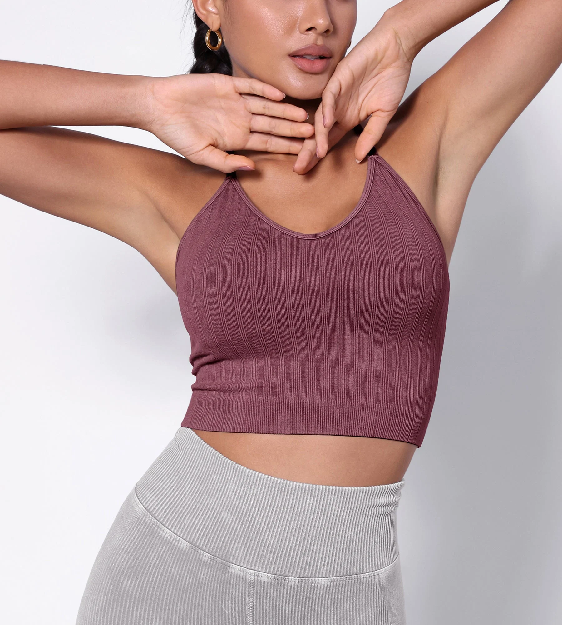 Seamless Strappy Sports Bra with Removable Pads - Image 20